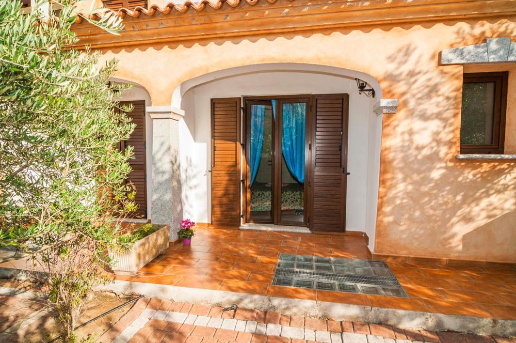 Residence Lu Soli Budoni Affitti Kültér fotó