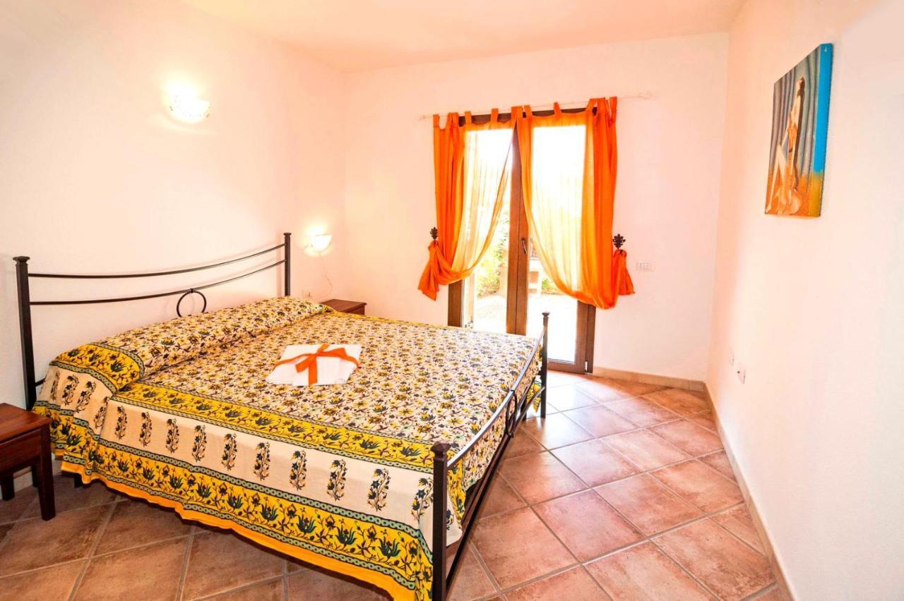 Residence Lu Soli Budoni Affitti Kültér fotó