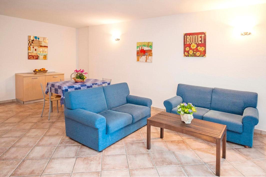 Residence Lu Soli Budoni Affitti Kültér fotó